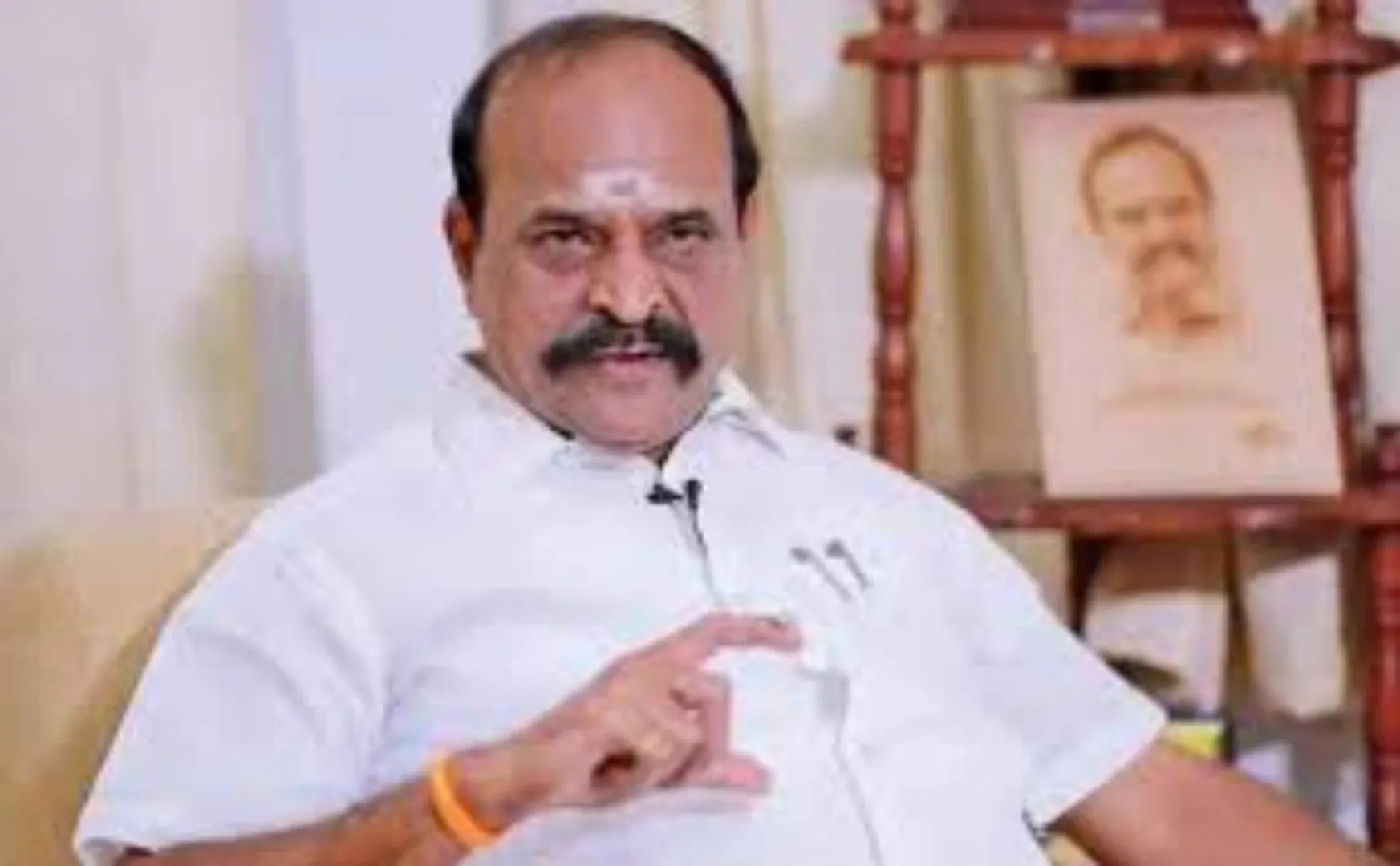 minister kadambur raju pressmeet at thoothukudi 